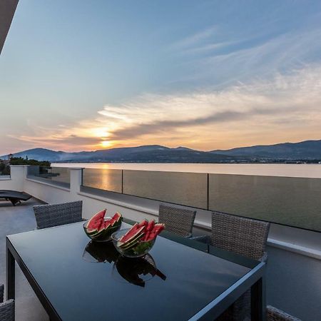 Luxury Villa Aria, Apartment โตรกีร์ ภายนอก รูปภาพ