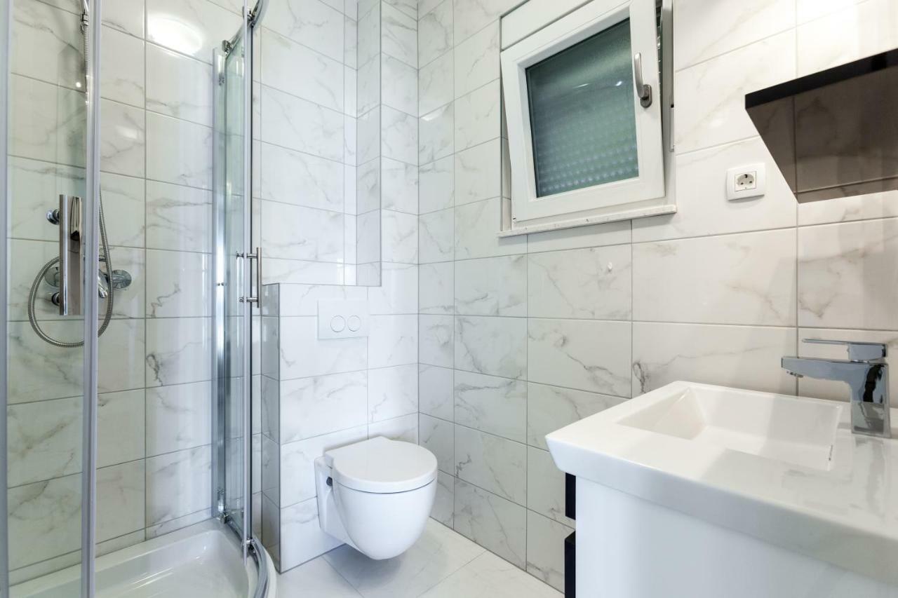 Luxury Villa Aria, Apartment โตรกีร์ ภายนอก รูปภาพ
